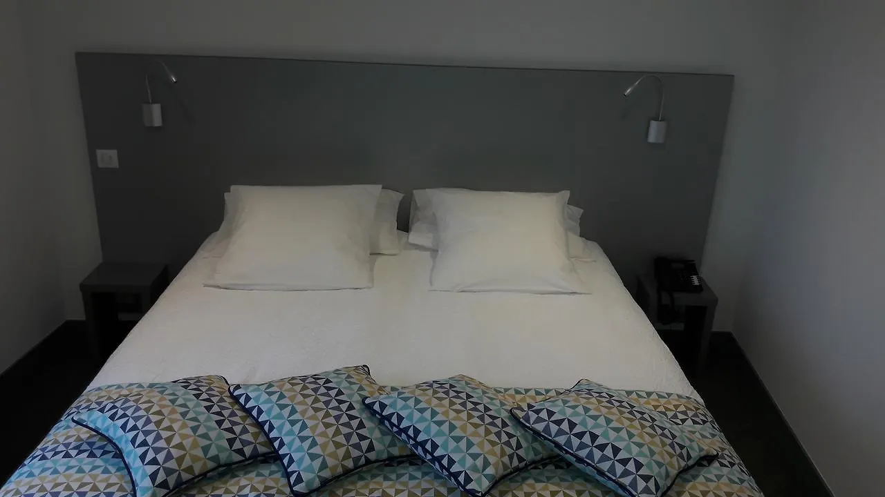 Landry Hotel L'Alpin 3*,